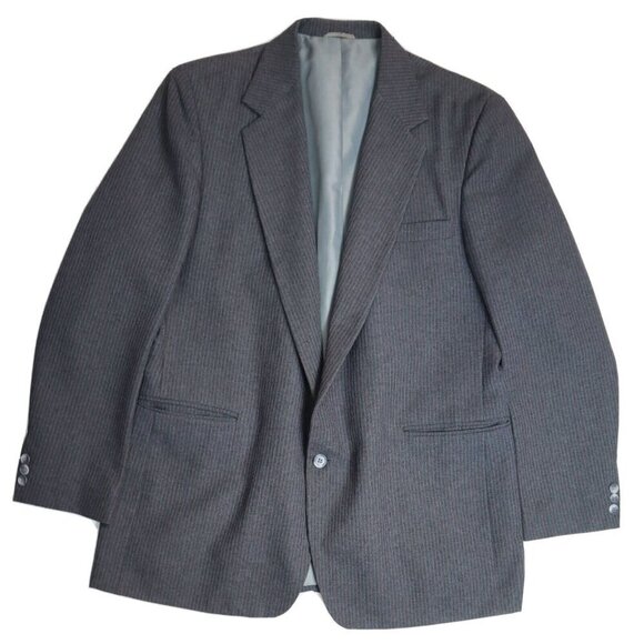VINTAGE MEN S GRAY PINSTRIPE BLAZER JACKET - HAGGAR - SIZE 46L - Picture 1 of 6